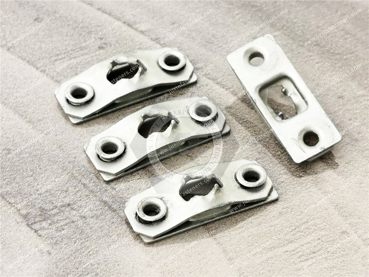 Conector hembra de cuarto de vuelta Lion, tamaño mediano, remache/tornillo (agujero pasante), acero inoxidable pasivado