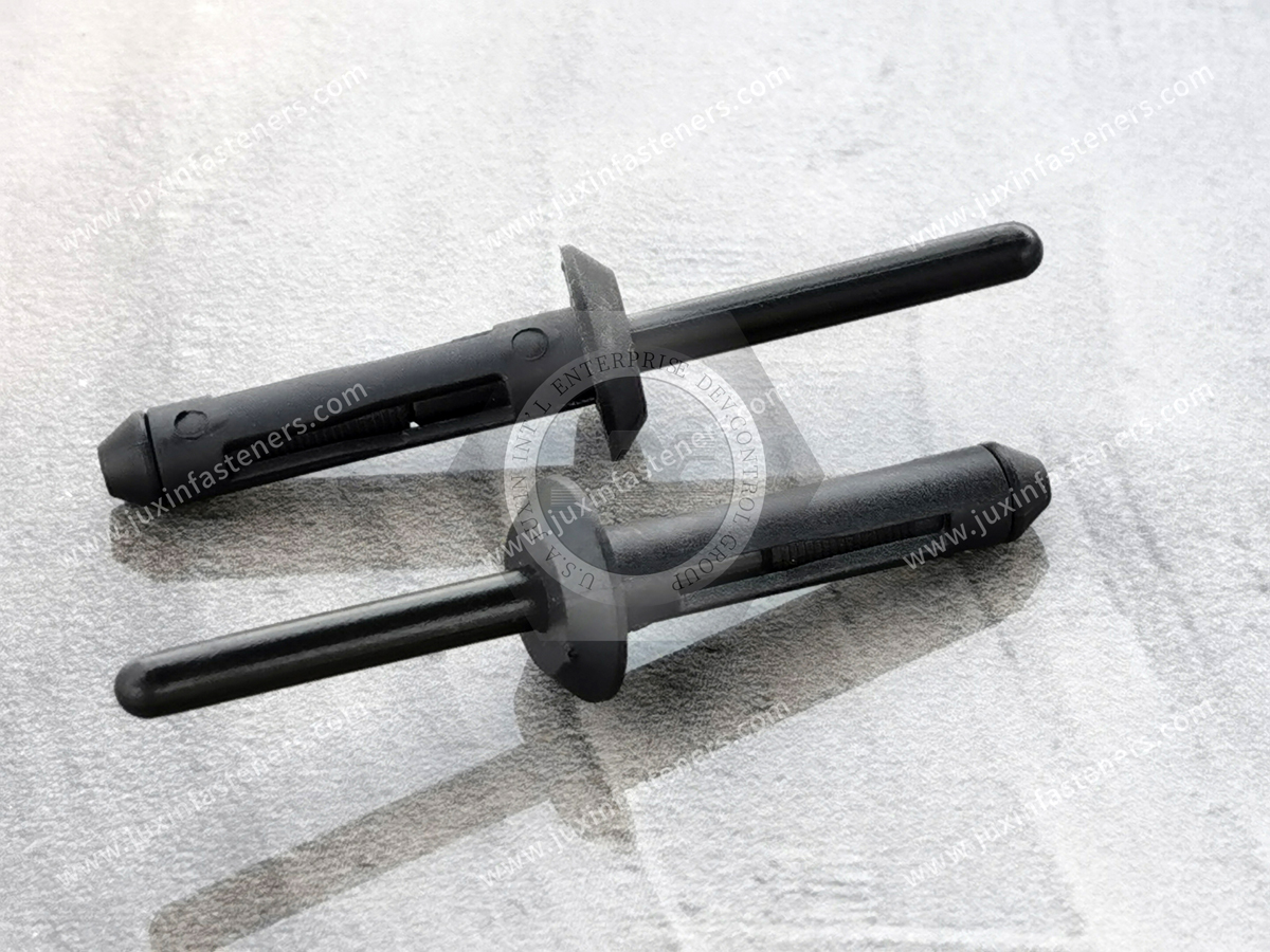 Remache ciego de plástico general JX-13M01560 para automoción