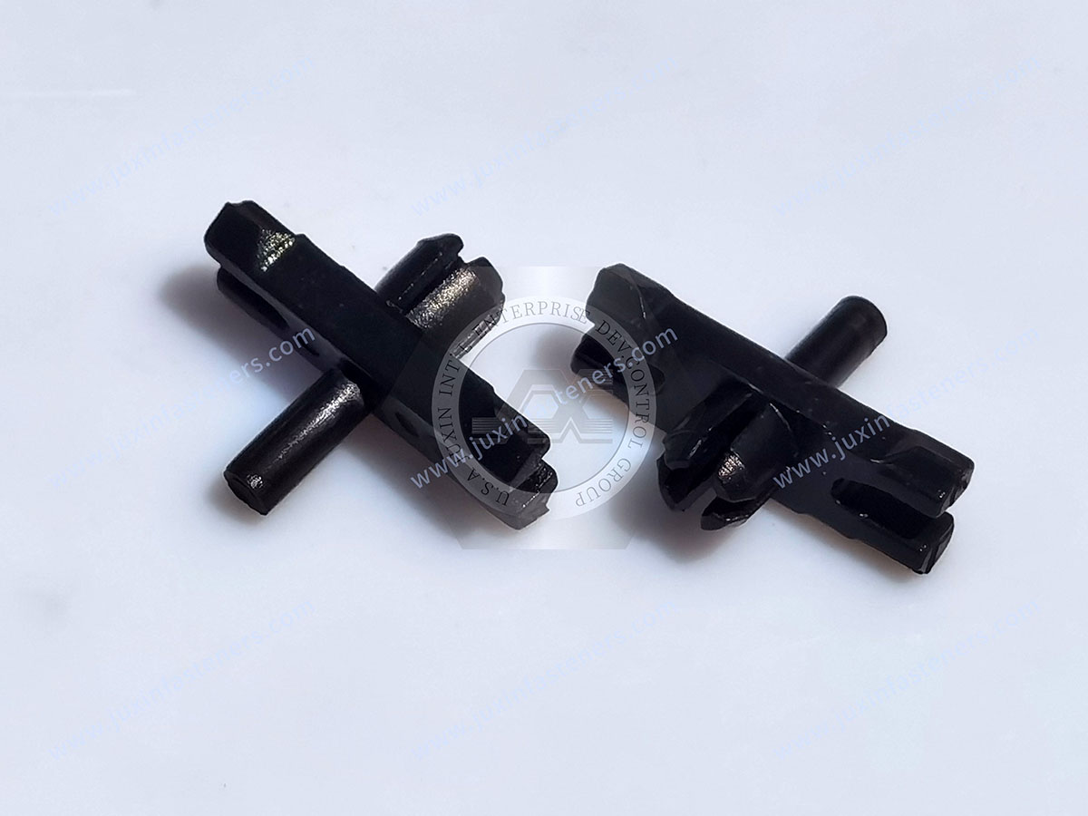 Remaches plásticos generales de la cerradura del empuje JX-13M11335 para automotrices