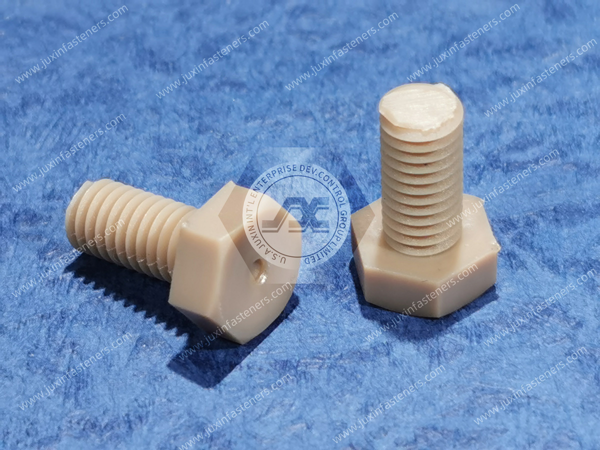 Tornillos de cabeza hexagonal PA GF Tornillos de cabeza hexagonal PA GF