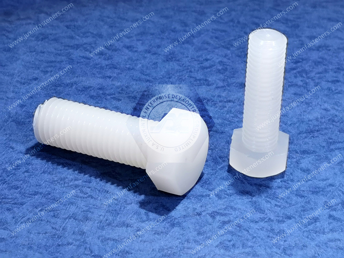 Tornillos de cabeza hexagonal de media pieza de nailon 66 Tornillos de cabeza hexagonal de media pieza de nailon 66