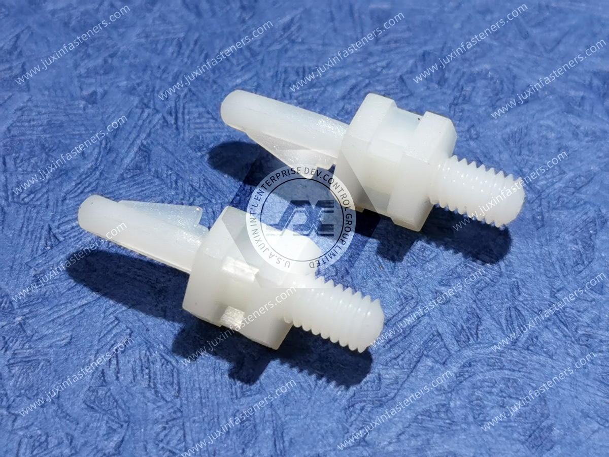 Soporte de placa de circuito con tachuelas de nailon