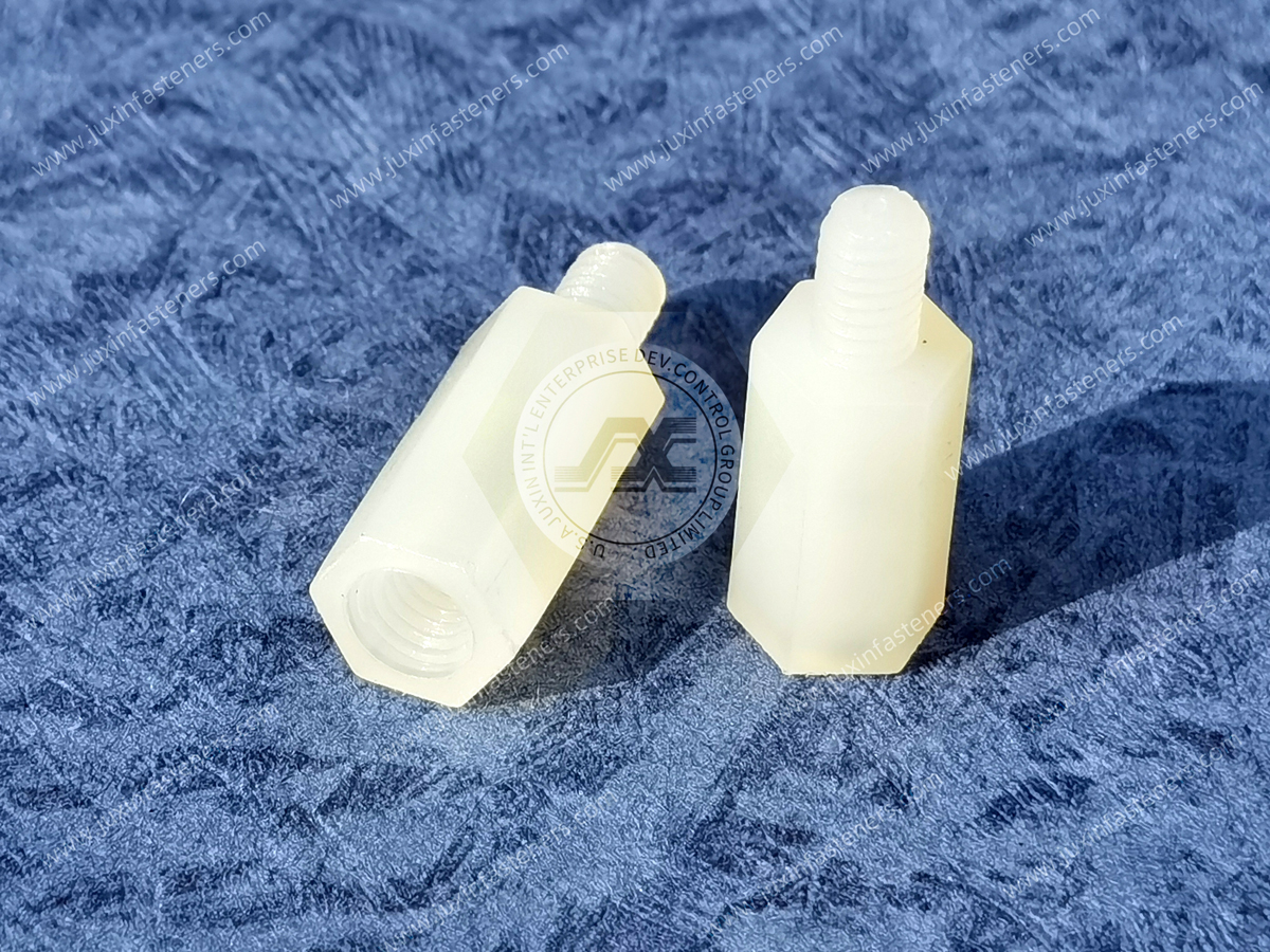 Separador roscado hexagonal de nailon JX-GHTS-MF Separador roscado hexagonal de nailon JX-GHTS-MF