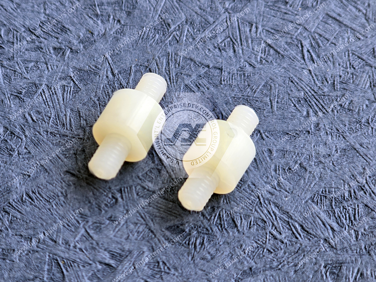 Espaciador Redondo Macho-Macho JX-GRTS-MM-M4-8-6 Espaciador Redondo Macho-Macho JX-GRTS-MM-M4-8-6