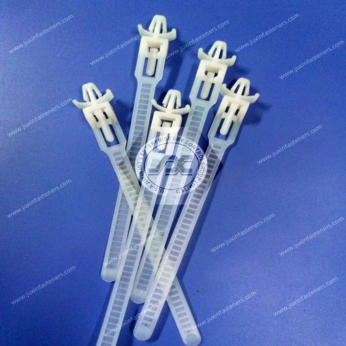 Bridas para cables de montaje a presión JX-GTOA Bridas para cables de montaje a presión JX-GTOA