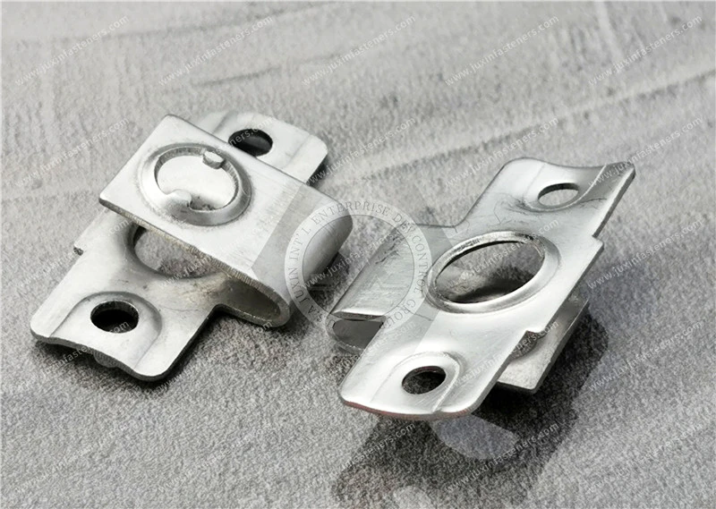 Recept&aacute;culo de cuarto de vuelta, tama&ntilde;o 6, remachable, acero inoxidable, revestimiento de inmersi&oacute;n en zinc