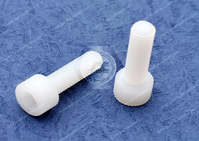 Tornillos de cabeza hueca Nylon66 cabeza moleteada