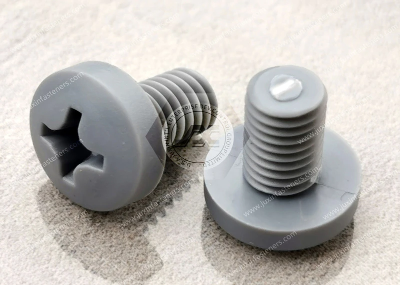 Tornillos Phillips de cabeza plana de PVC