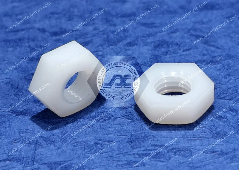 Tuerca hexagonal Nylon66