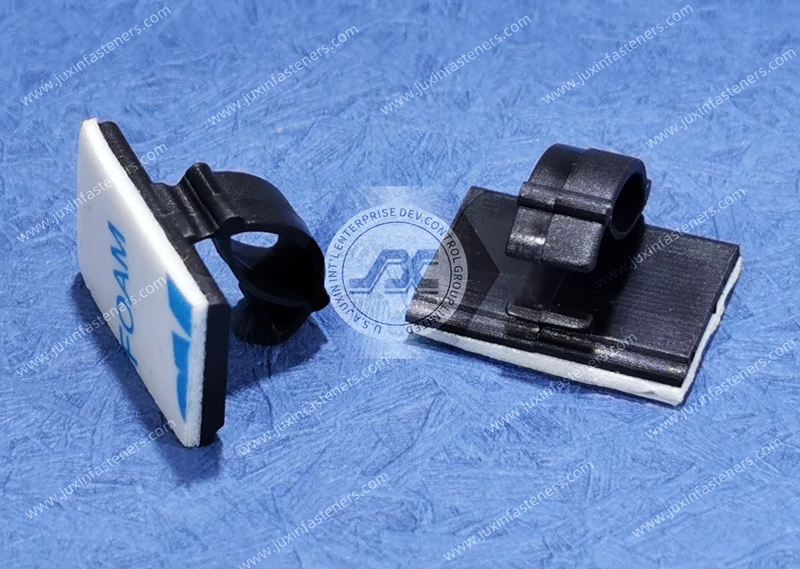 Portacables de nailon negro JX-WCC