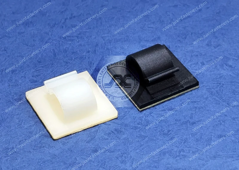 Abrazadera de nailon sobre base adhesiva JX-WC-4