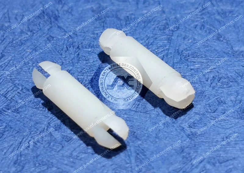 Soportes a presi&oacute;n de nailon con doble bloqueo JX-CBP