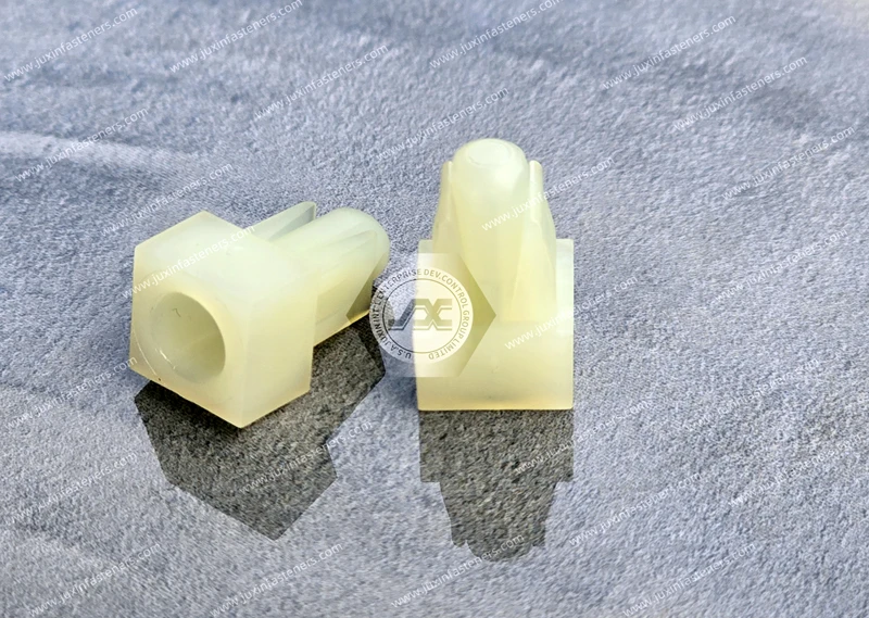 Soporte de ojal de tornillo JX-GEG para automoci&oacute;n