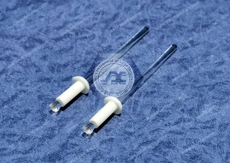 Remaches ciegos de nailon blanco JX-GCR para panel