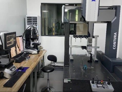 M&aacute;quina de Medici&oacute;n por Coordenadas CONTURA de Alta Precisi&oacute;n (CMM)
