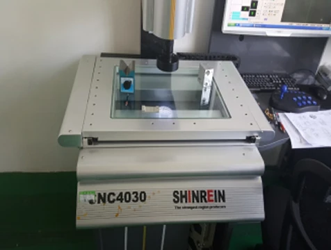 M&aacute;quina de Medici&oacute;n de Visi&oacute;n 2D