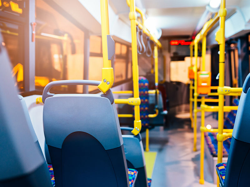 Autobuses y autocares