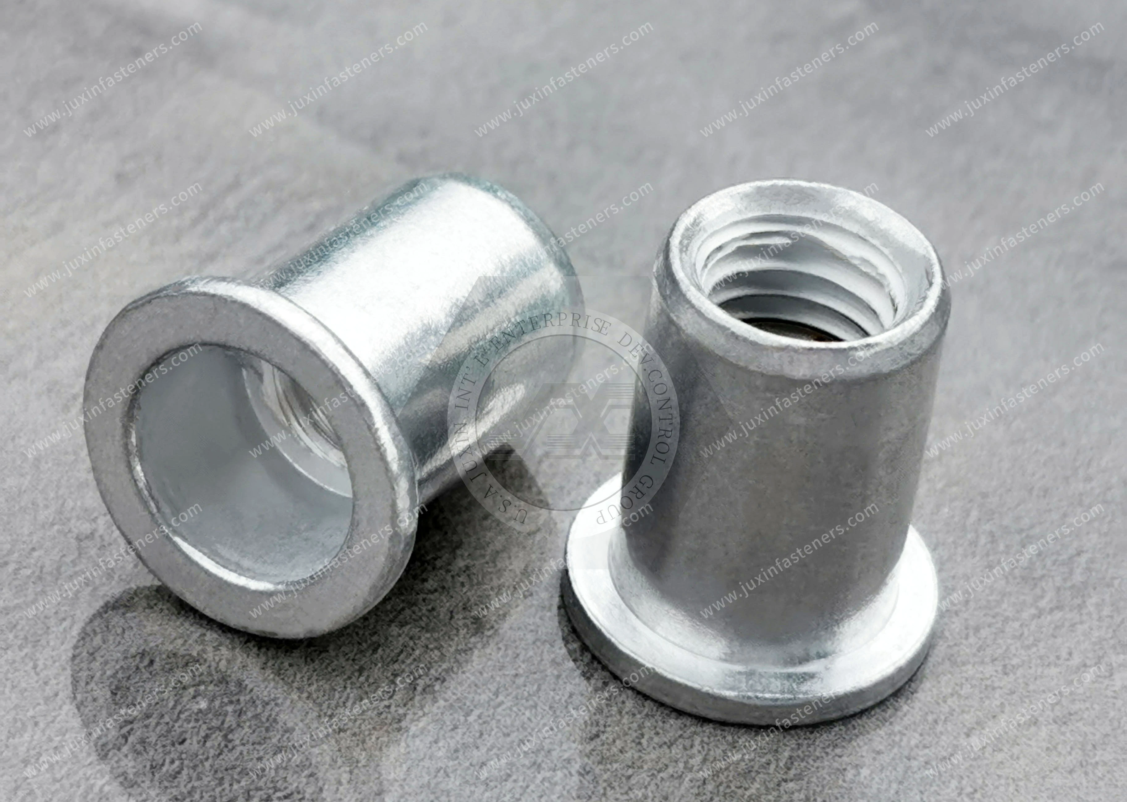 Tuerca remachable ciega de aluminio, cabeza plana, abierta, cuerpo redondo