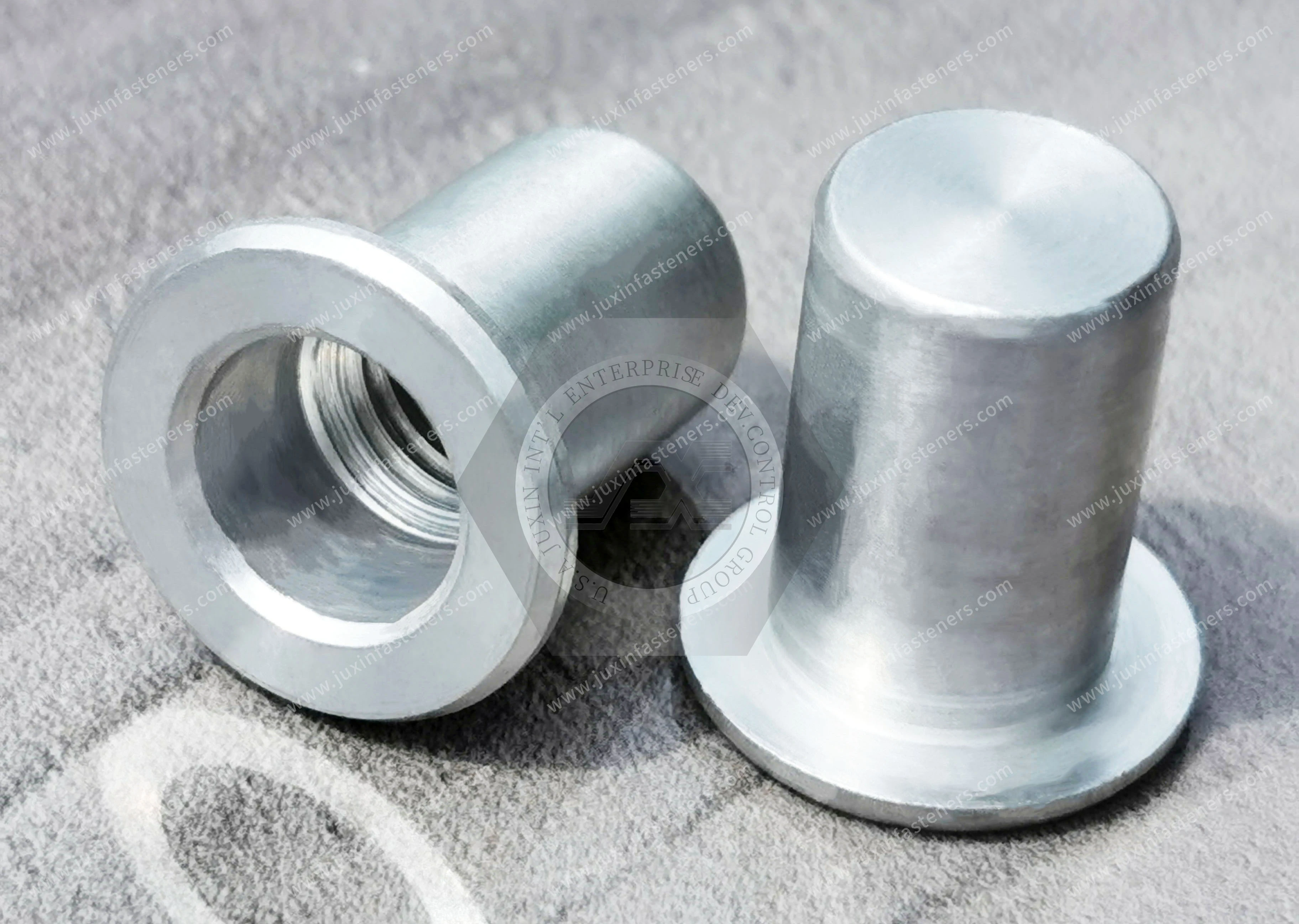 Tuerca remachable ciega de aluminio, cabeza plana, cerrada, cuerpo redondo liso