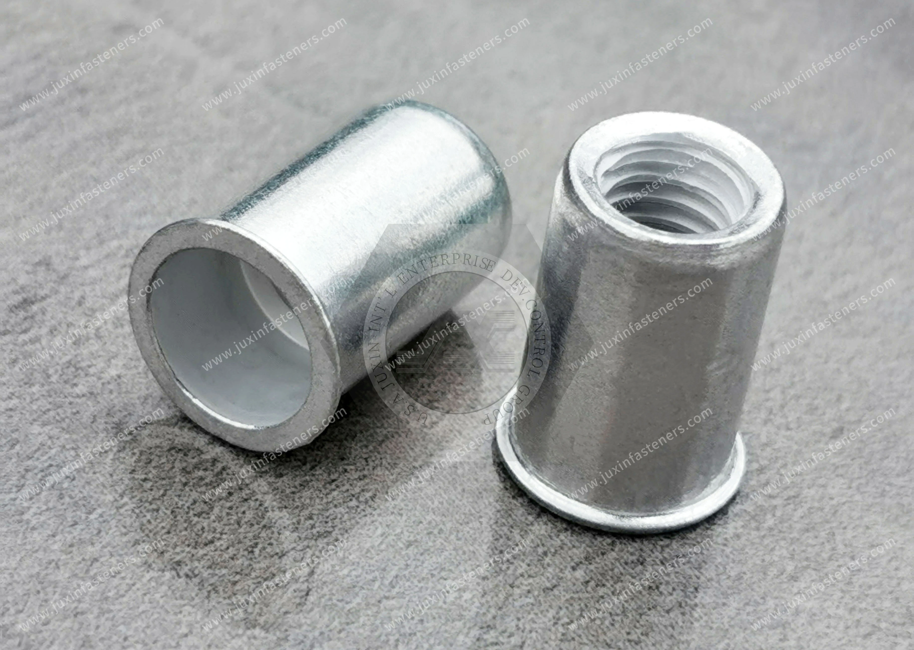 Tuerca remachable ciega de aluminio, cabeza reducida, abierta, cuerpo redondo liso