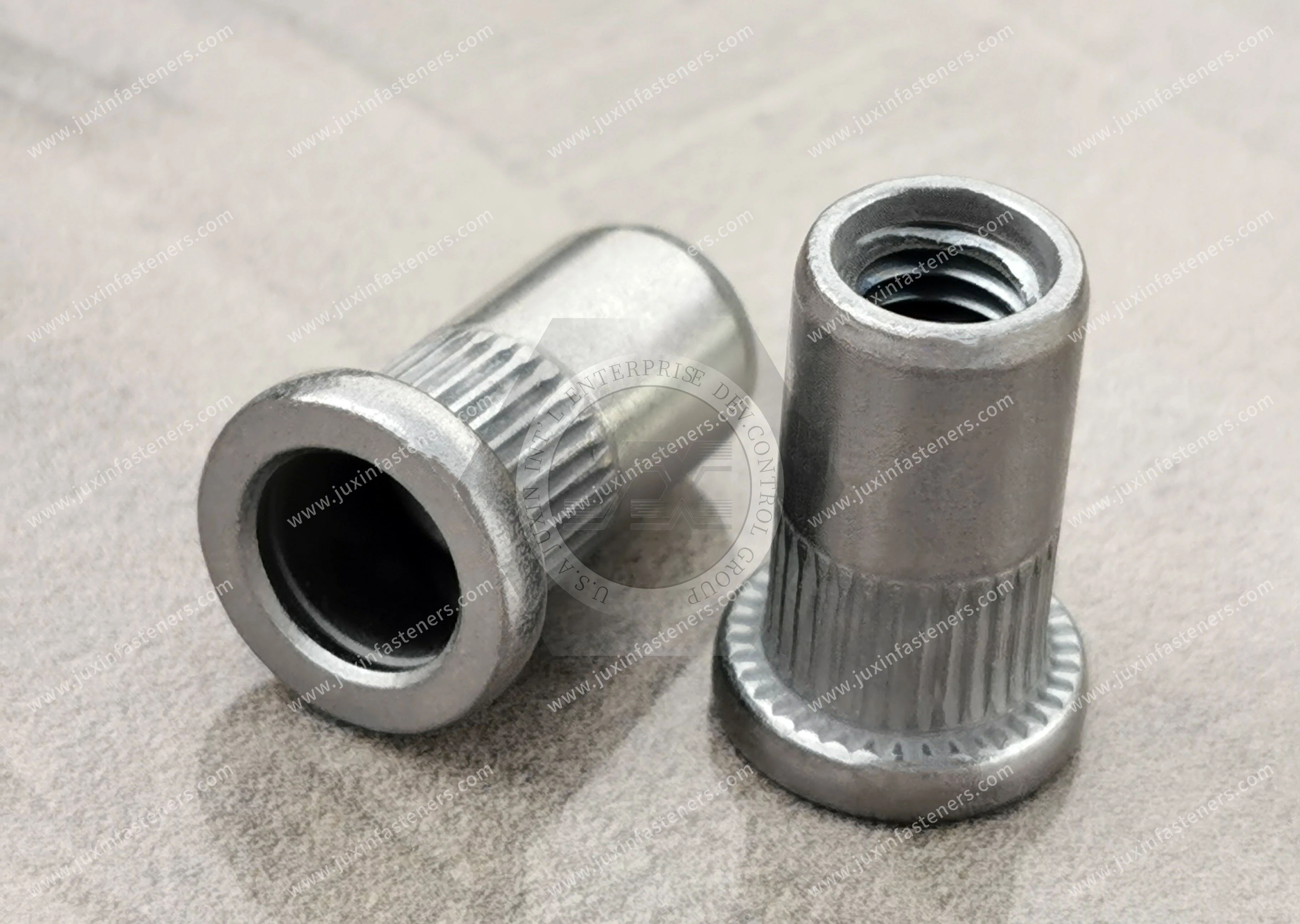 Selecci&oacute;n de tuercas remachables de acero para aplicaciones OEM: criterios t&eacute;cnicos y preparaci&oacute;n de RFQ